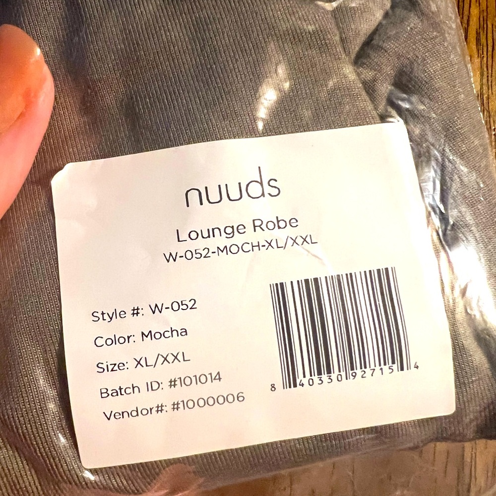 NUUDS Robe